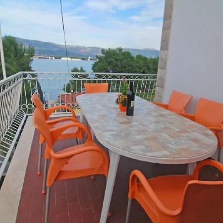 Daire Bela1 Trogir