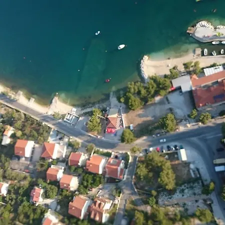 Bela1 Τρογκίρ